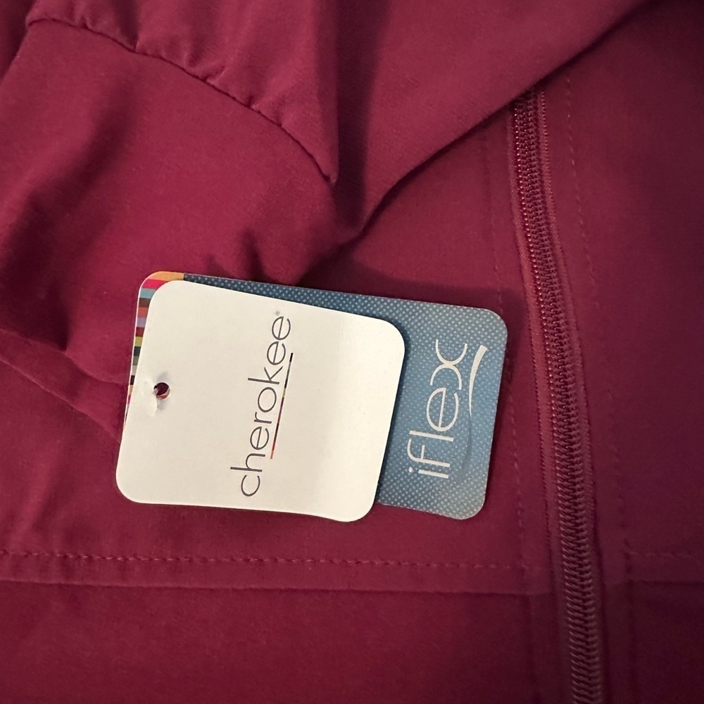 NWT Cherokee Women’s Plus Uniform Zip Front Scrub Jacket Burgundy Size 4XL - Picture 4 of 5